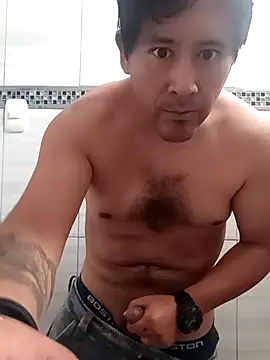 Yimicito online show from 02/02/26, 03:00