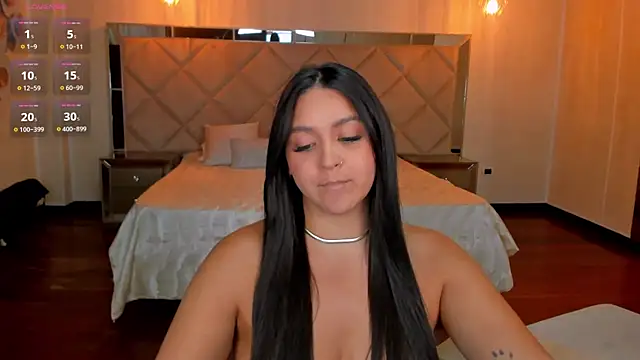 ToriCrossX online show from 02/06/25, 12:54