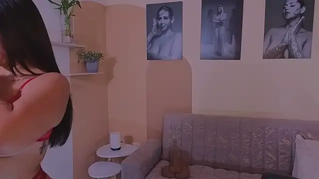 ToriCrossX online show from 04/19/26, 06:10