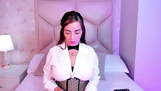 ambar sullivan online show from 11/02/25, 11:34