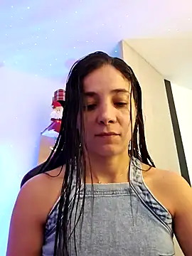 miaeyes online show from 12/31/24, 01:41