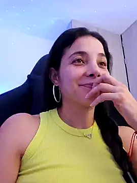 miaeyes online show from 01/11/25, 04:25