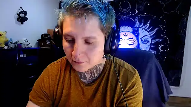 Marieblueeyes online show from 02/06/25, 04:53