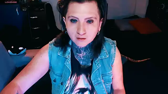 Marieblueeyes online show from 10/01/25, 09:54