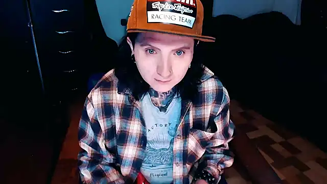 Marieblueeyes online show from 10/16/25, 11:22