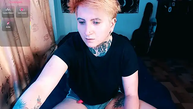 Marieblueeyes online show from 11/04/25, 07:13