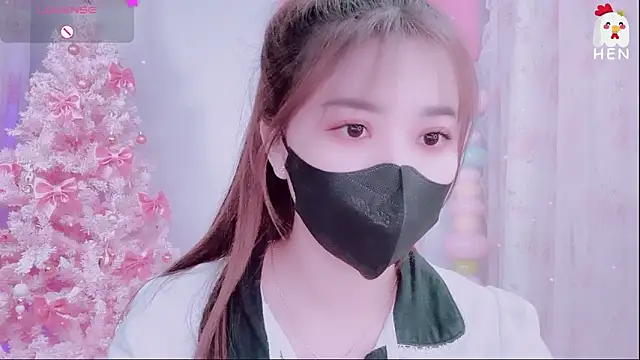 hen237 online show from 11/17/25, 06:08