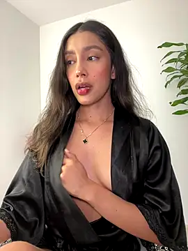 Snapshot of SelenaStone chatting on 09/17/25, 09:49 SelenaStone online show from 09/17/25, 09:49