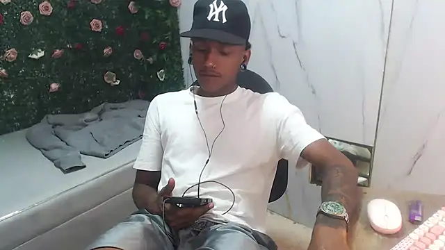 ManSant online show from 03/24/26, 01:49