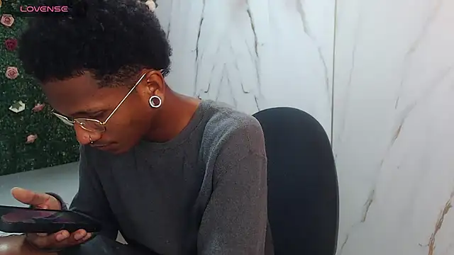 ManSant online show from 04/18/26, 02:43