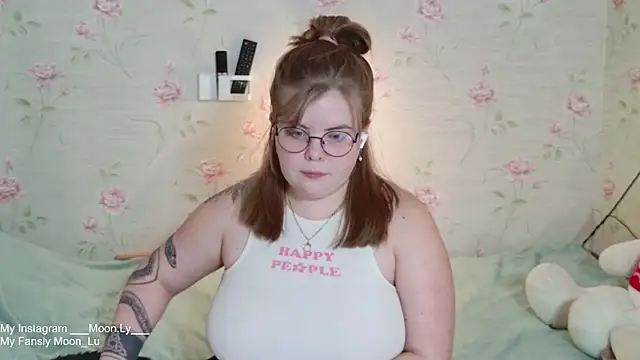 sinnamon  online show from 12/21/25, 12:12