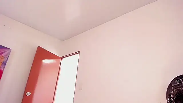 xLatinahotx online show from 12/19/24, 02:57