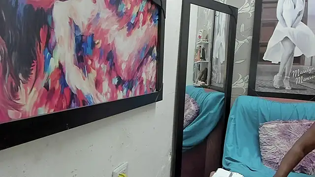 Karen Bis online show from 03/17/26, 08:45