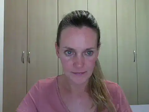 Annylove1 online show from 02/26/25, 10:42