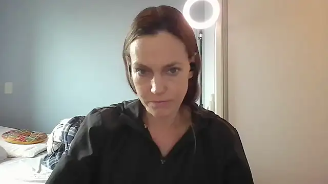 Annylove1 online show from 12/18/25, 10:43