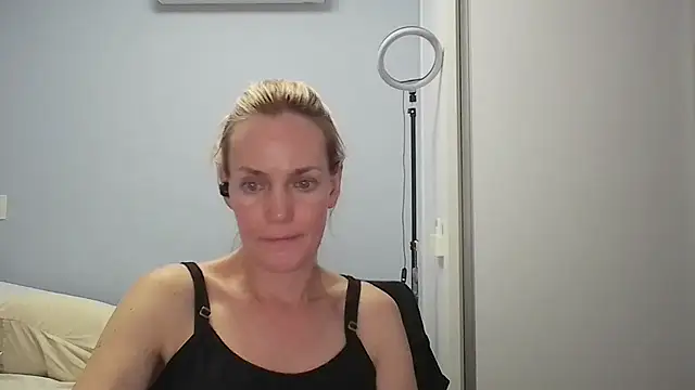 Annylove1 online show from 02/20/26, 12:18