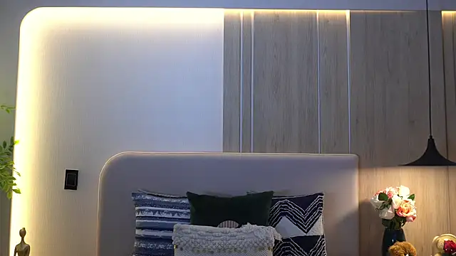 KalaBeckett  online show from 03/26/26, 11:05