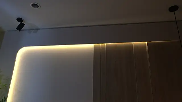 KalaBeckett  online show from 04/10/26, 10:53