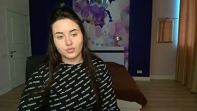 Snapshot of Roxie_Bradley chatting on 01/28/25, 08:04 Roxie Bradley online show from 01/28/25, 08:04