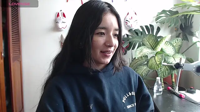 Snapshot of cat_salo chatting on 02/11/25, 04:02 cat salo online show from 02/11/25, 04:02