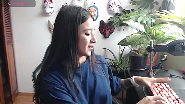 Snapshot of cat_salo chatting on 03/04/25, 01:49 cat salo online show from 03/04/25, 01:49