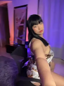 Im sophiie online show from 10/14/25, 06:47