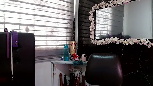 VIOLETTA-HOT online show from 03/18/25, 04:59