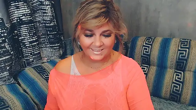 Snapshot of Malena_Mi chatting on 12/08/24, 09:30 Malena Mi online show from 12/08/24, 09:30