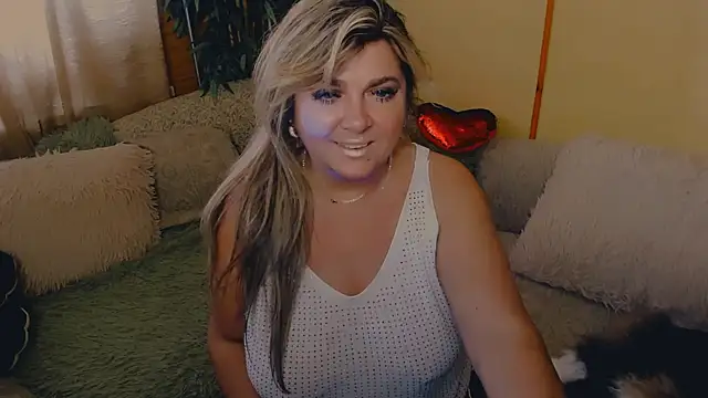 Malena Mi online show from 04/17/26, 02:53