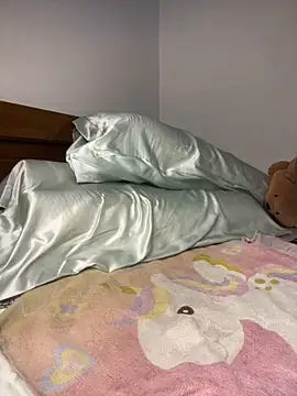  yisela  online show from 03/08/26, 02:04