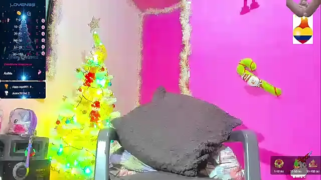 Snapshot of BARBYCHOCOLAT chatting on 12/11/24, 11:10 BARBYCHOCOLAT online show from 12/11/24, 11:10