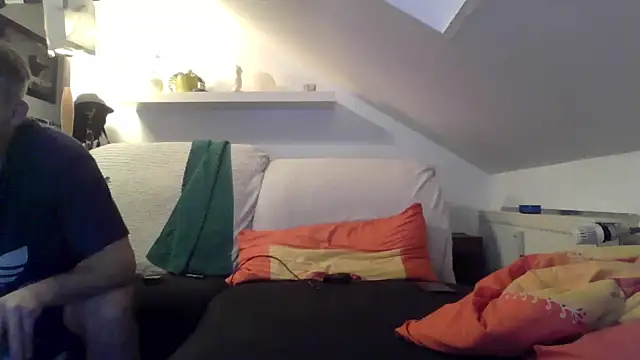 Cambitchboy online show from 01/07/26, 03:42