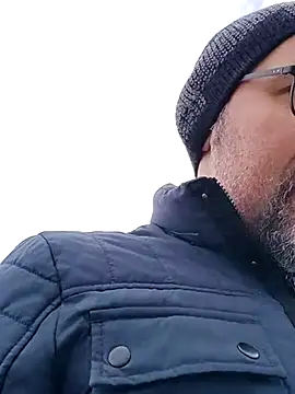 Snapshot of BuckWessle chatting on 02/21/25, 11:55 BuckWessle online show from 02/21/25, 11:55