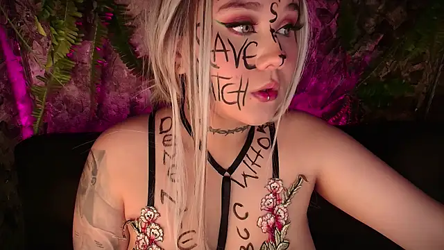 Laura takint online show from 12/19/24, 05:08