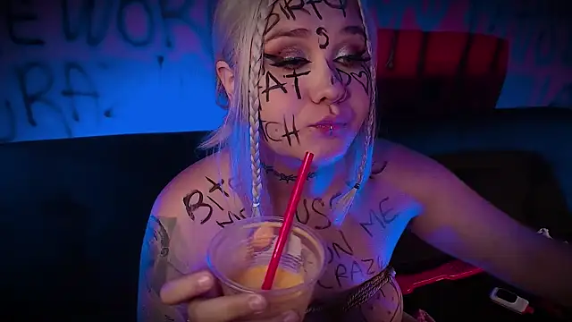 Laura takint online show from 02/08/25, 07:05