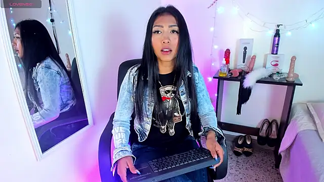 Tracy lambo online show from 10/15/25, 12:22