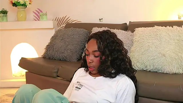 Valeriestyle online show from 03/25/26, 04:51