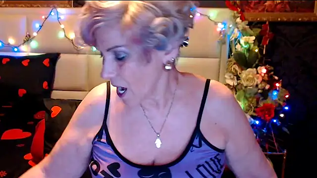 HappyWomanOn online show from 01/24/25, 07:28