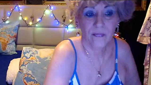 HappyWomanOn online show from 03/22/25, 10:39