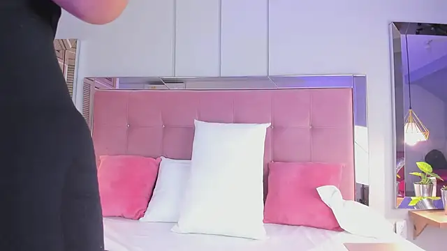 Ahincale online show from 01/17/26, 07:50