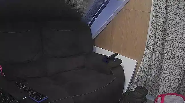 rob2810 online show from 01/28/25, 07:53