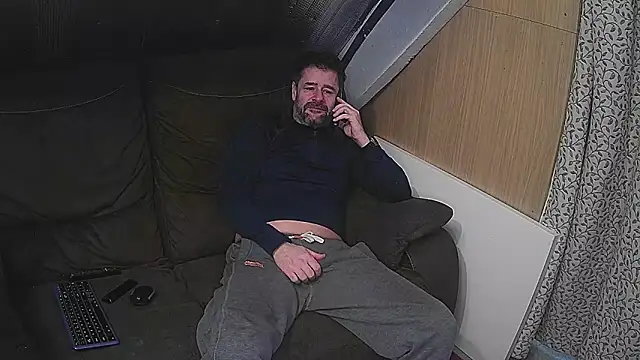 rob2810 online show from 02/27/25, 09:04