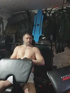 rob2810 online show from 03/01/26, 03:58