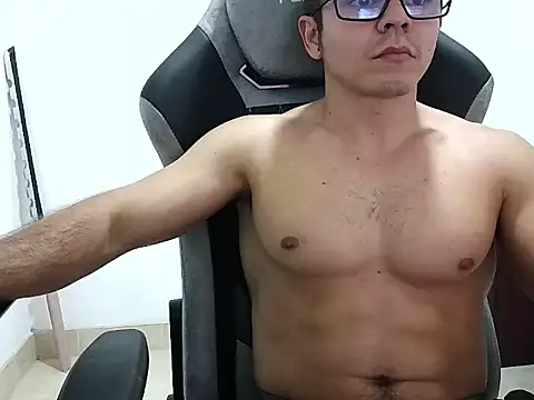 MILCARITAS3 online show from 03/25/26, 08:42