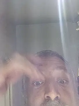 Snapshot of begood4daddy2day chatting on 09/18/25, 09:11 begood4daddy2day online show from 09/18/25, 09:11