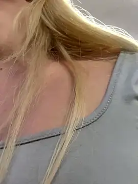 Irisweet  online show from 02/23/25, 12:30