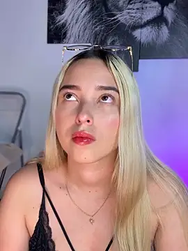 Irisweet  online show from 09/30/25, 09:42