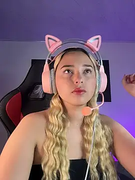 Irisweet  online show from 10/19/25, 04:07