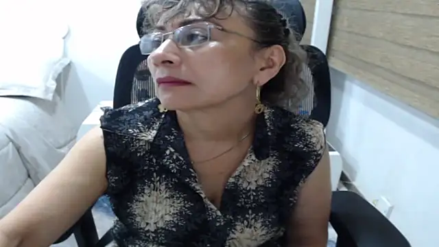 Snapshot of jesy_hot chatting on 05/29/26, 12:30 jesy hot online show from 05/29/26, 12:30