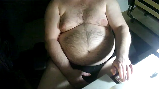 Snapshot of sr4343 chatting on 12/28/24, 09:19 sr4343 online show from 12/28/24, 09:19